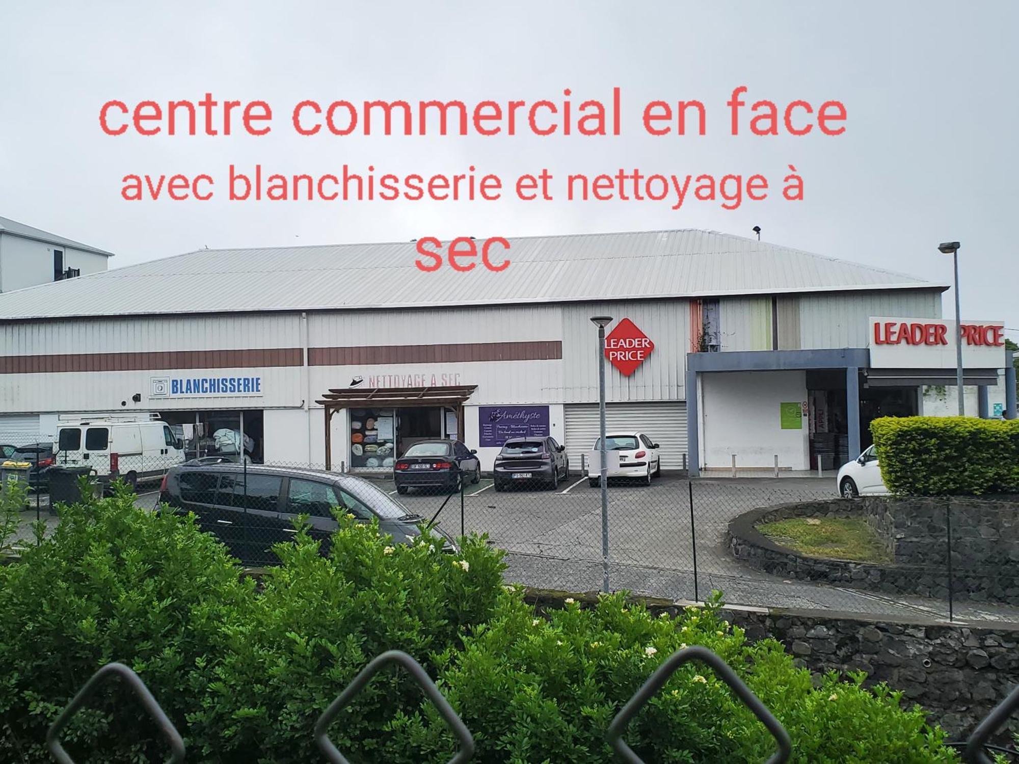 T2 Au Rez De Chaussee, Parking Prive Et Wifi Haut Debit Le Tampon Exteriör bild