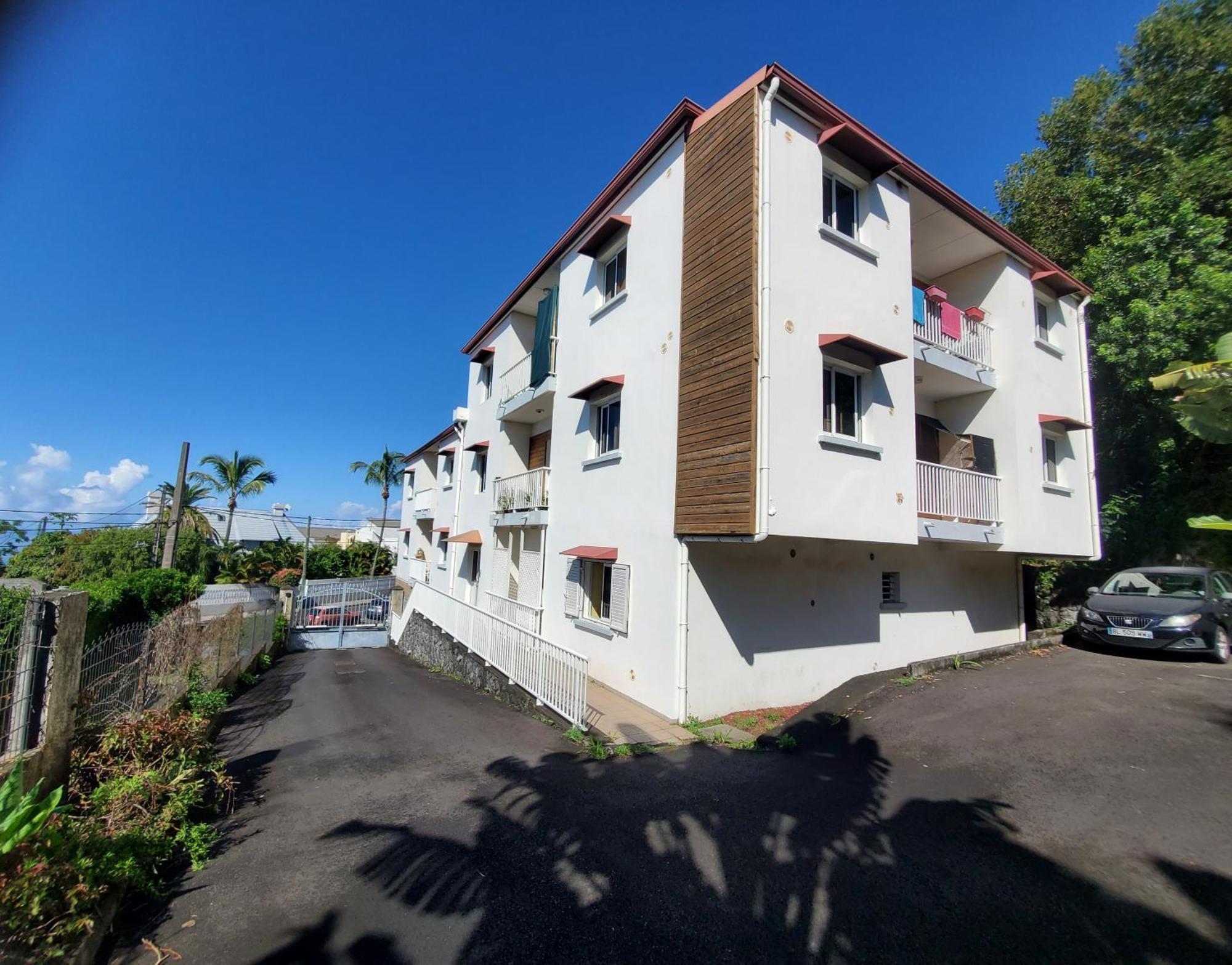 T2 Au Rez De Chaussee, Parking Prive Et Wifi Haut Debit Le Tampon Exteriör bild